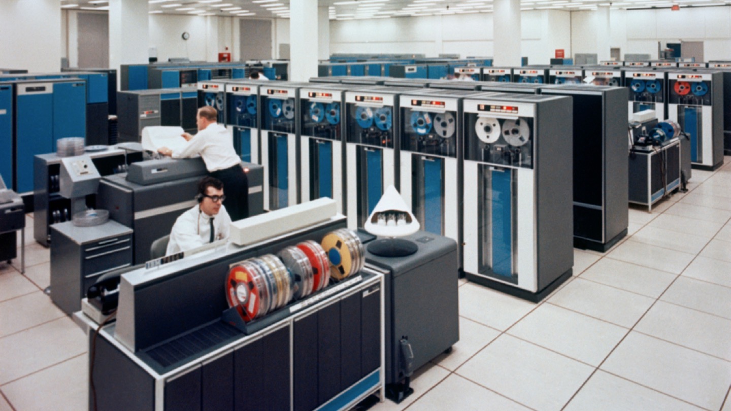 Software design mistakes that just won't die crowd favorite