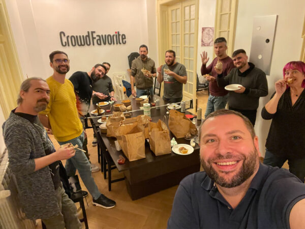 FavCreate dinner break for the Crowd Favorite team in the Bucharest office.
