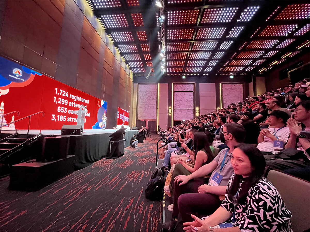 The audience and stage during the WordCamp Asia wrap up event